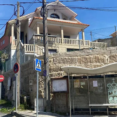 Casa Nerga, Cangas Do Morrazo, O *